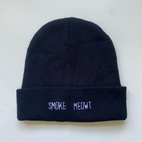 Smoke Unisex Stoner Beanie - Picture 1 of 4